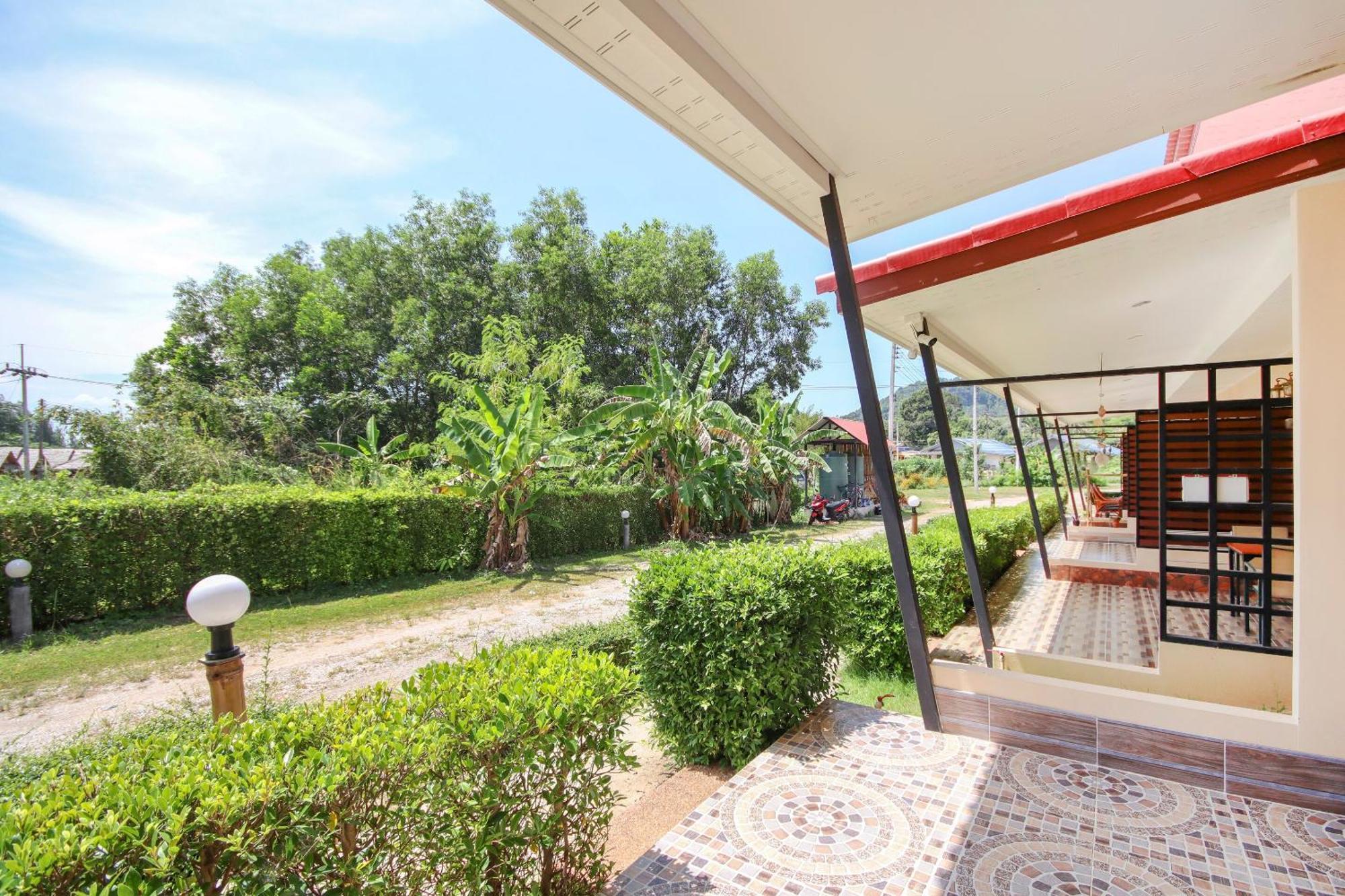 Oyo 1122 Napas House Otel Krabi town Dış mekan fotoğraf