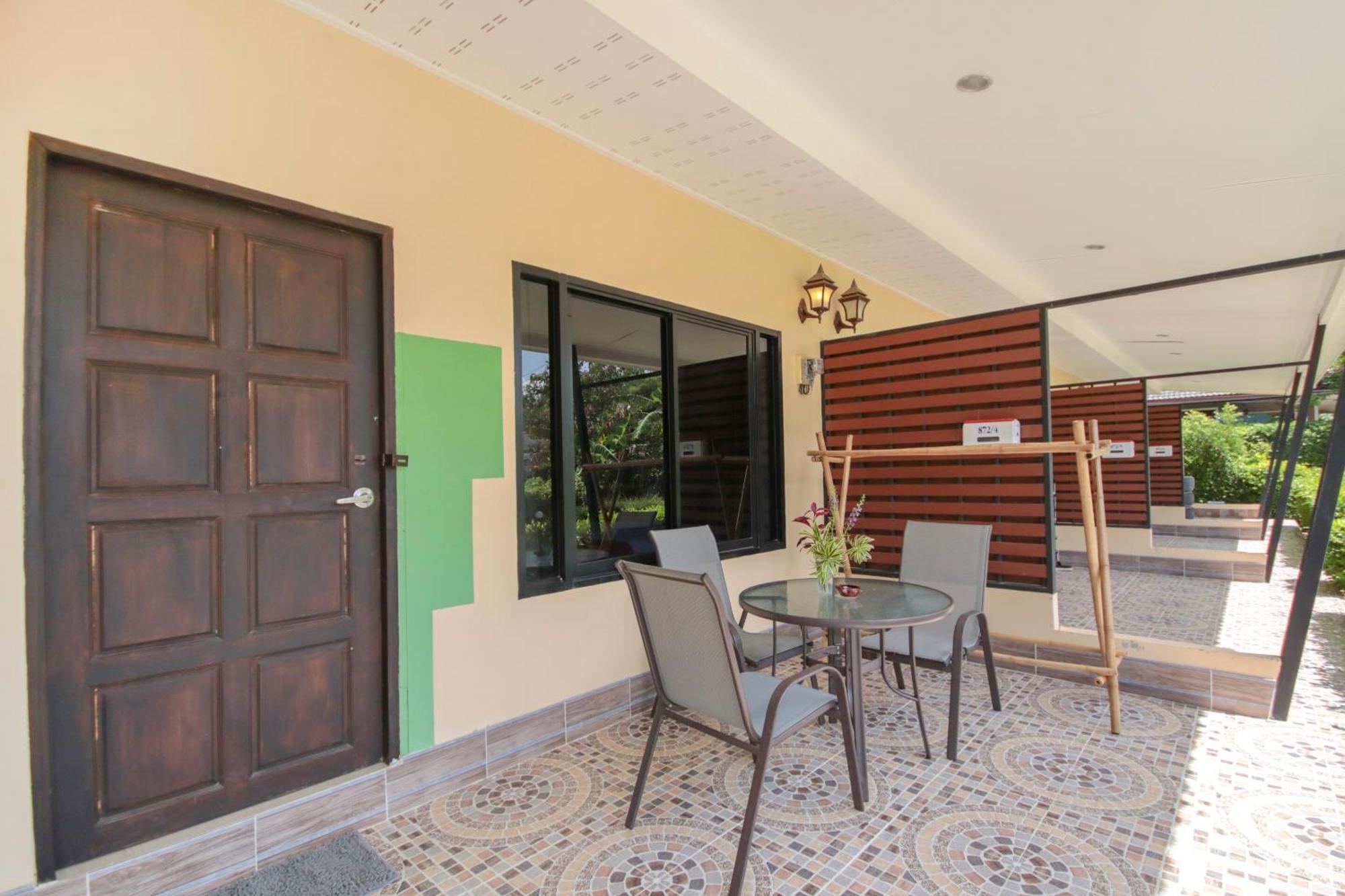 Oyo 1122 Napas House Otel Krabi town Dış mekan fotoğraf