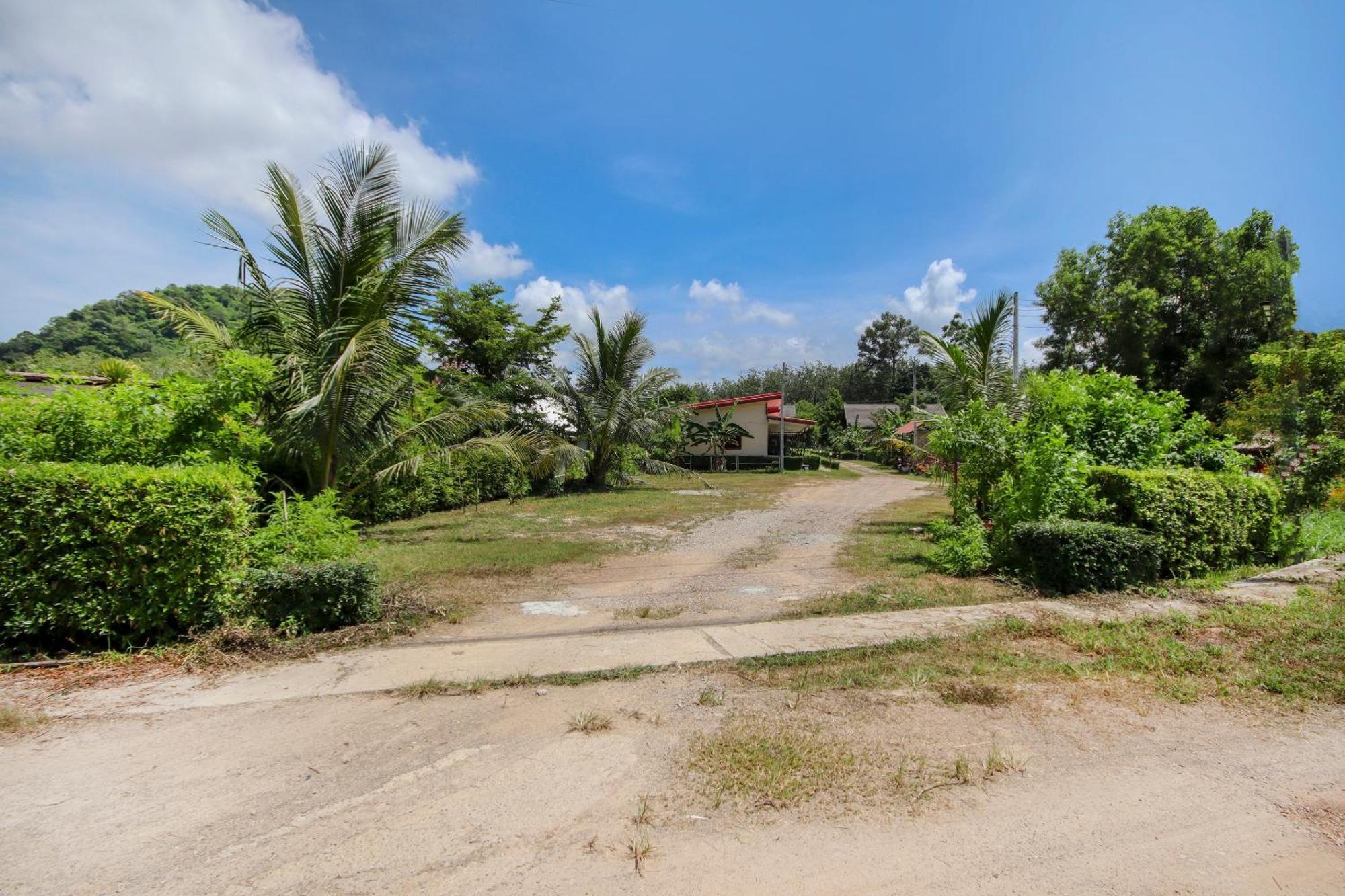 Oyo 1122 Napas House Otel Krabi town Dış mekan fotoğraf